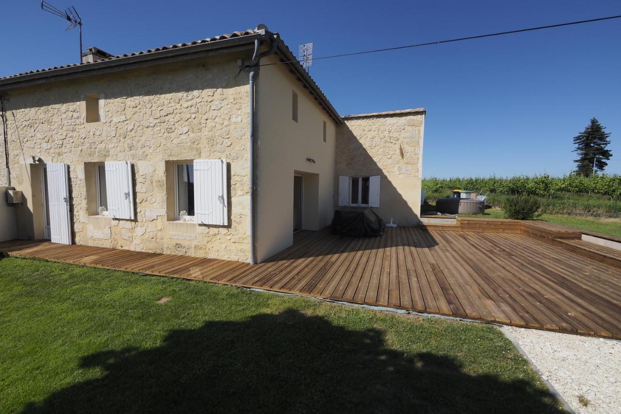 Le Clos De La Chataignere Villa Verac Exterior photo